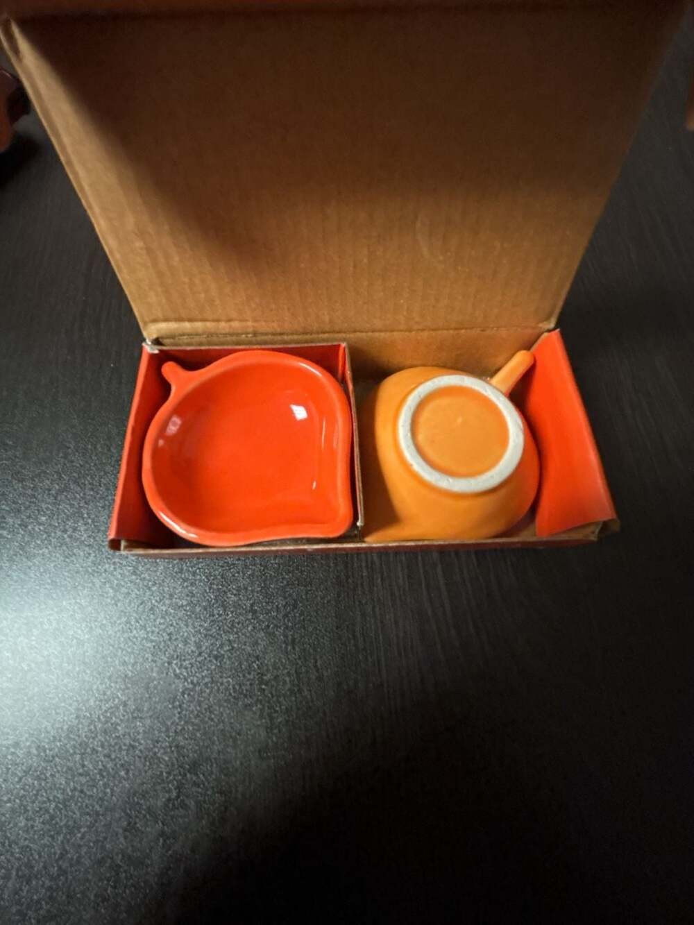 Pallav Ceramic Diyas Orange Leaf Shaped Decorative Oil Lamps Set